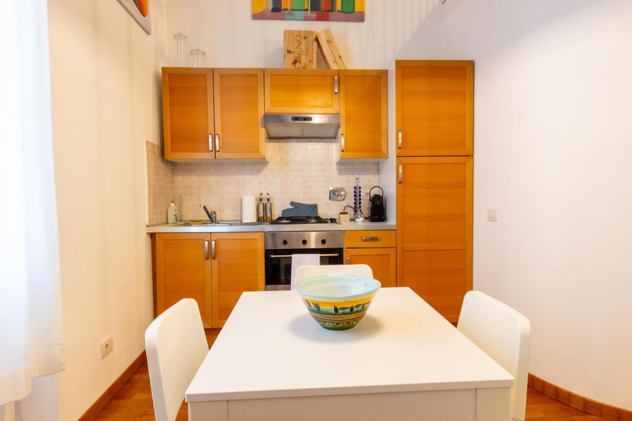 Nice Boboli'S Loft Apartment ฟลอเรนซ์ ภายนอก รูปภาพ